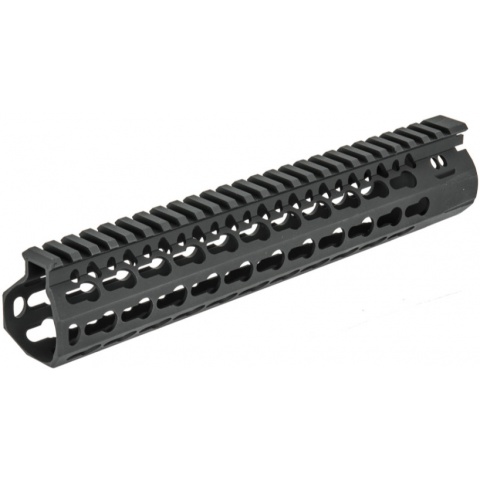 AMA Tactical 10\
