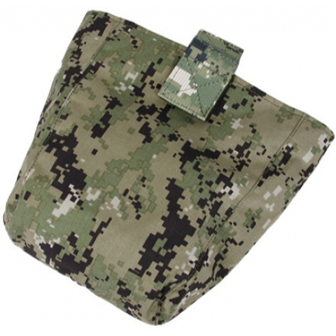 AMA Curve 500D Roll-Up Dump Bag w/ Adhesive Loop - WOODLAND DIGITAL