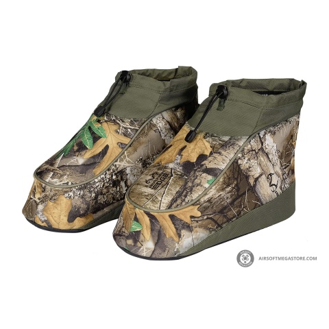 Lancer Tactical Medium Size Insulated Boot Cover for Hunting (Color: Camo)
