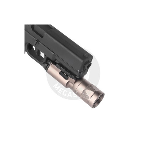 Night Evolution X300U Tactical Pistol Light - DARK EARTH
