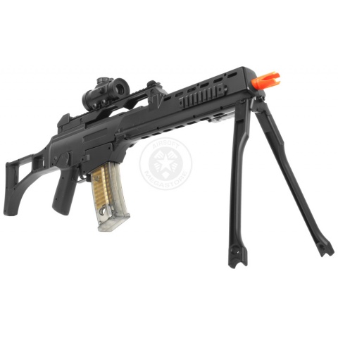 DE R36K Spring Airsoft Rifle w/ Flashlight + Red Dot Scope