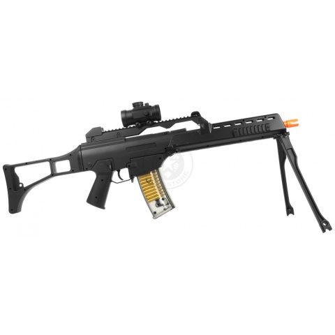 DE R36K Spring Airsoft Rifle w/ Flashlight + Red Dot Scope