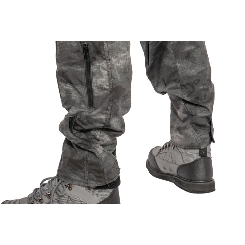 Lancer Tactical Rugged Combat Uniform w/ Integrated Pads - AT-LE