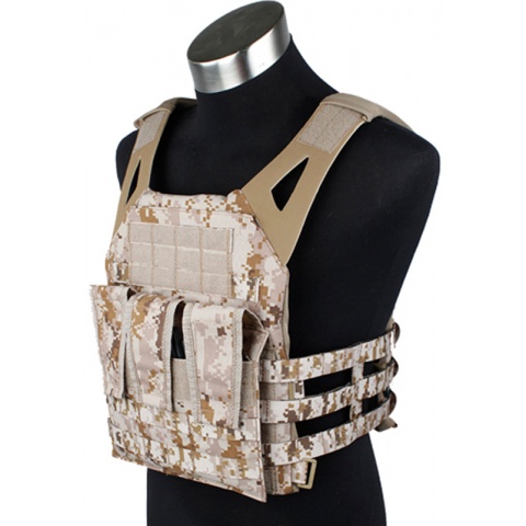 AMA 1000D Tactical Vest Dummy Plates Mag Pouches (Desert Digital)