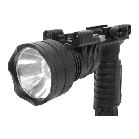 Trilogy Tactical G900 Foregrip LED Flashlight w/ 2X LED Nav Lights