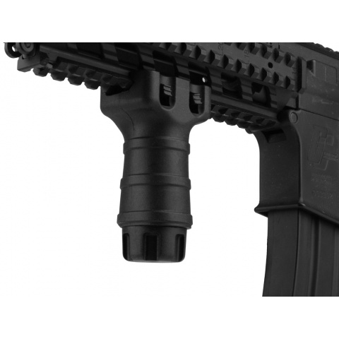 T&D Airsoft Short Polymer Vertical Foregrip for 20mm Rails